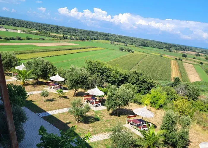 Panorama Hotel 3*